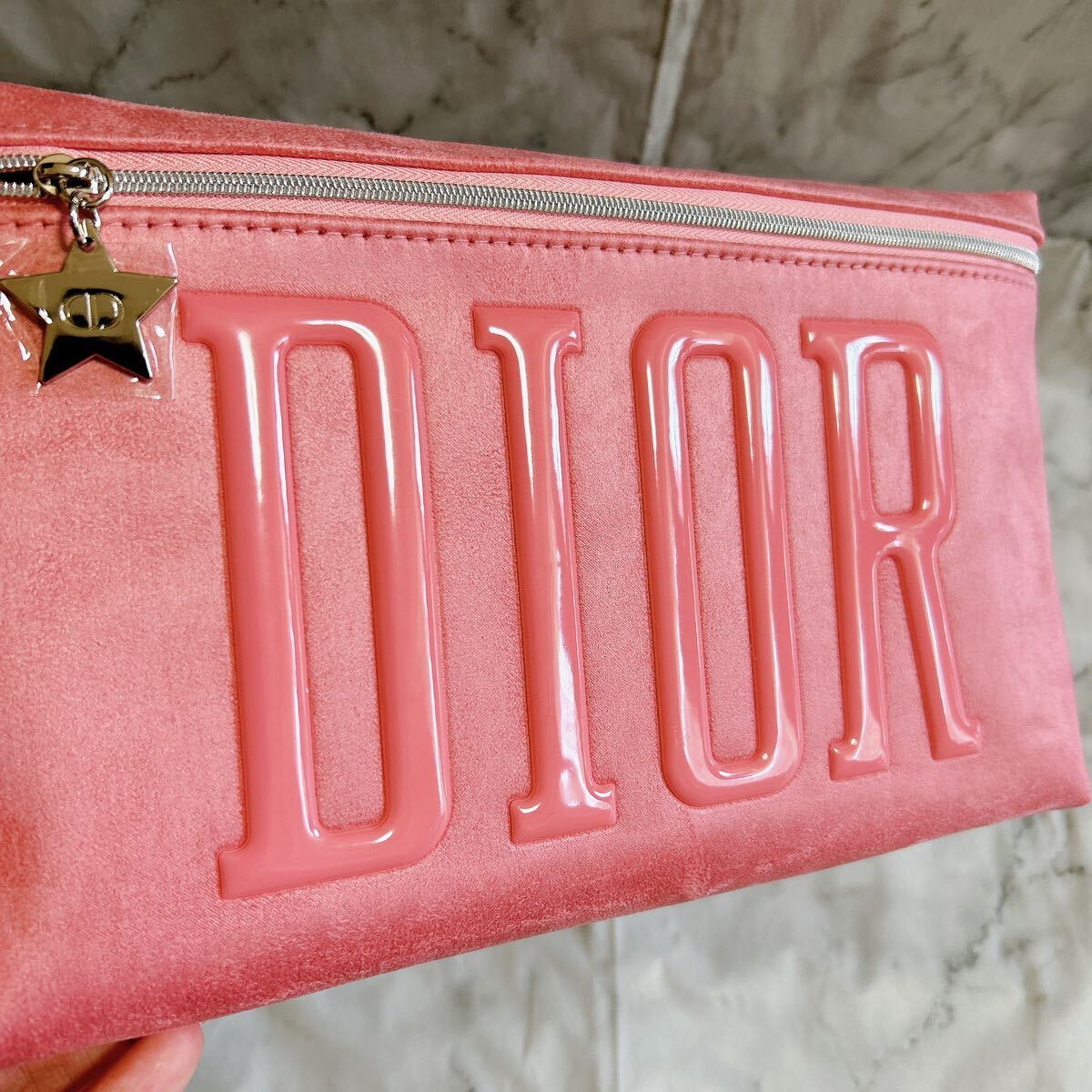 レア 箱なし 未使用本物 christian dior ビッグポーチ クラッチ ピンク スエード調 ノベルティ 大きめの画像4