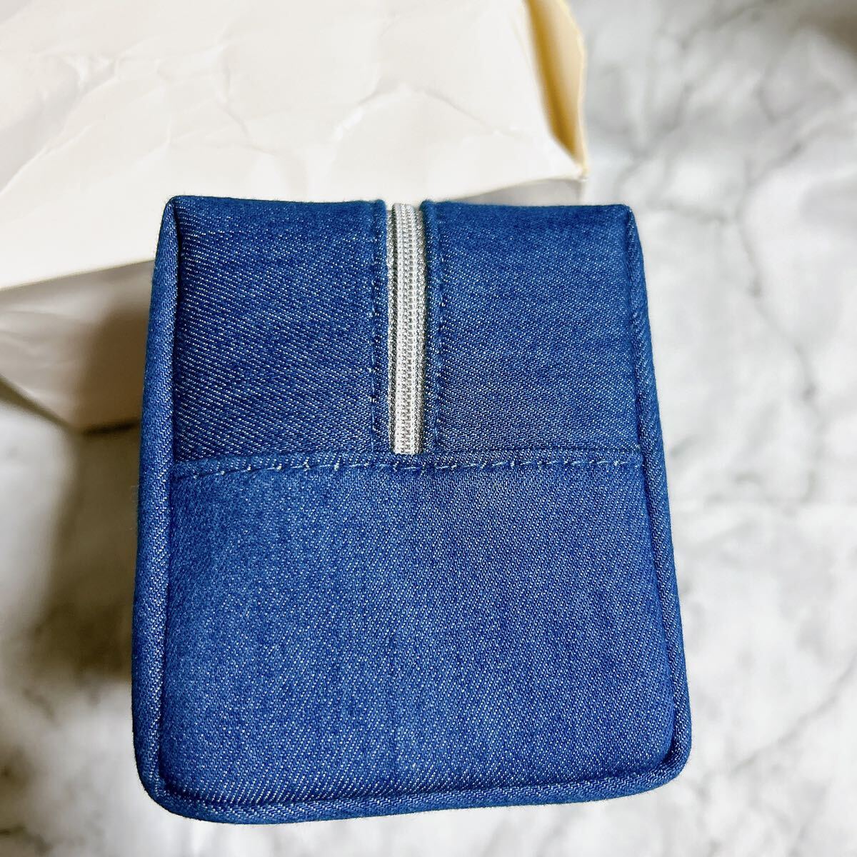 レア 新品本物 christian dior デニム ポーチ 横長 スクエア レア 新品本物 christian dior デニム ポーチ 横長 スクエア
