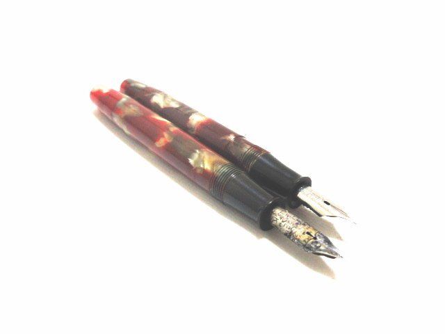 XB446* old Parker old sailor cell Lloyd . go in type Short fountain pen pen .LAKE 22 M.B.K Non-Corrosio 2 red series // total 2 point // present condition delivery 