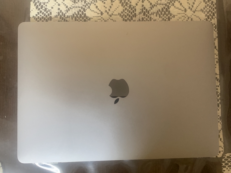 極美品 Apple MacBook Pro Retina A1708 2017 モデル Core i5 2.3GHz/13.3インチ/Win10 Pro/8GB/PCI SSD 256GBの画像3