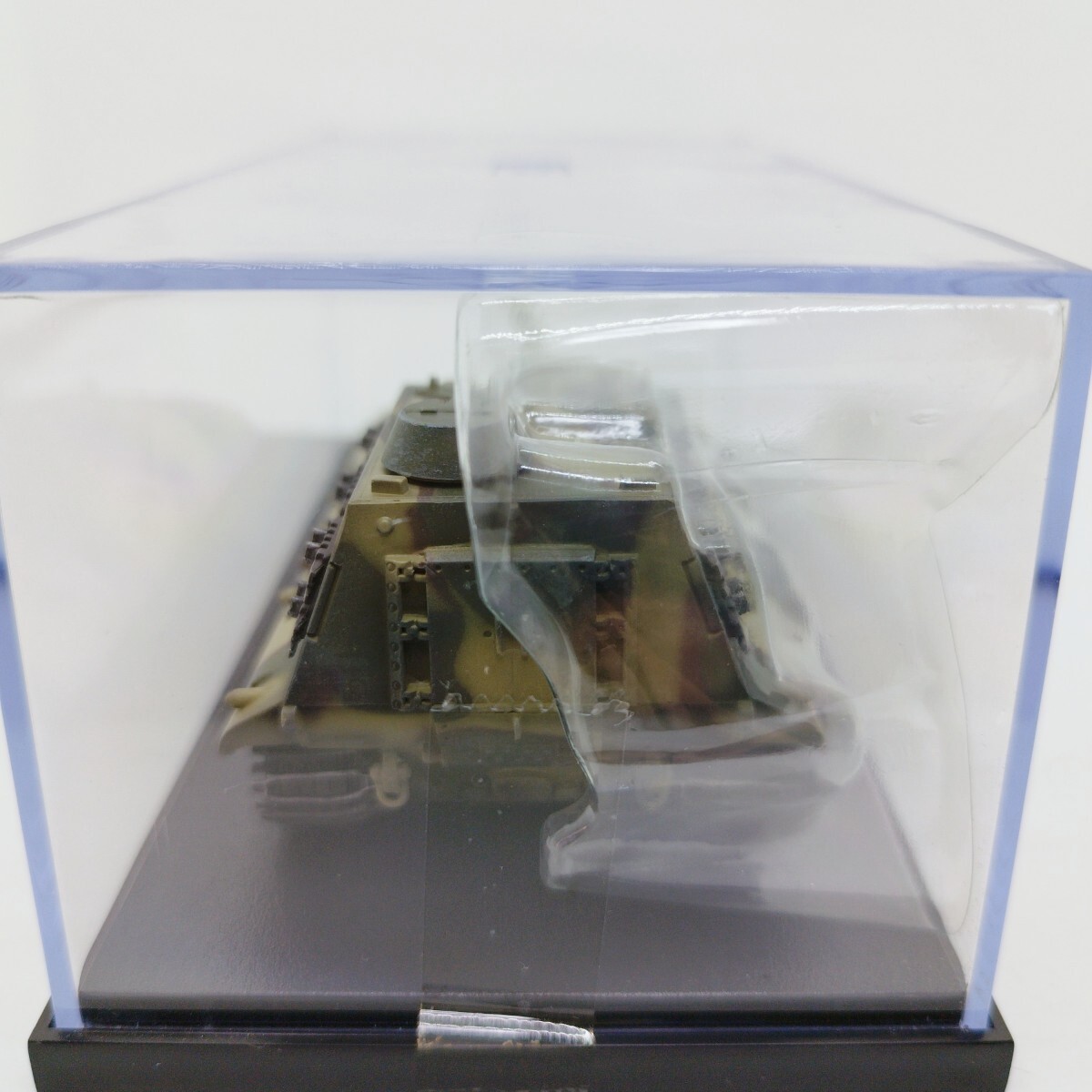 [ коробка трещина Junk ]ModelCollect 1/72 GERMAN WWⅡ JAGDPANZER E100 TANK DESTORY WITH 170mm GUN, 1946 CAMOUFLAGE