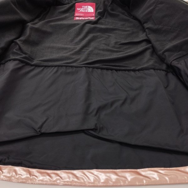 E973b [コラボ] Supreme×THE NORTH FACE メタリックマウンテンジャケット LG ピンクゴールド×ブラック ナイロン100% | アウター Gの画像3