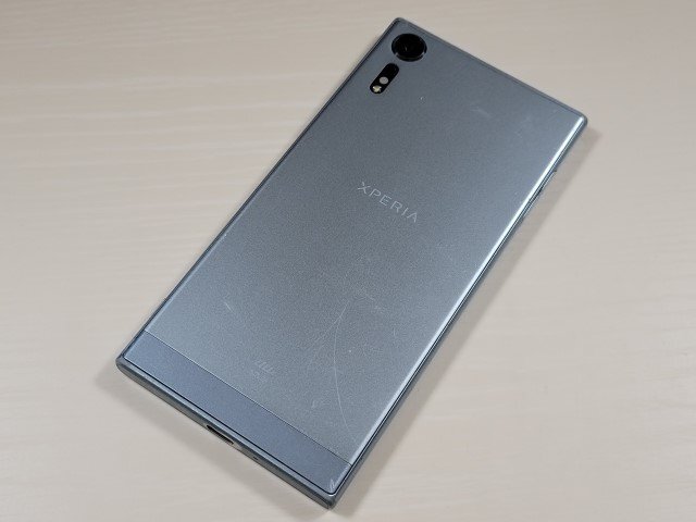  ★【39726WM】 完動品 au SOV35 SONY Xperia XZs アイスブルー SIMロック解除済 1円 ! 1スタ !の画像2