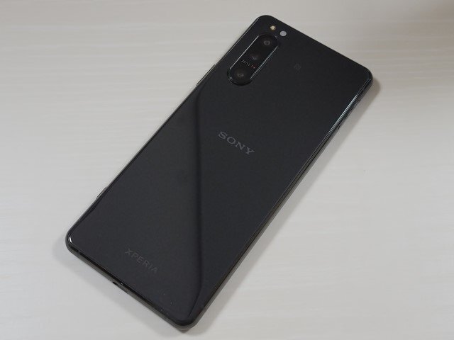  ★【40084WM】 完動品 SoftBank A002SO SONY Xperia 5 II ブラック SIMロック解除済 1円 ! 1スタ !の画像2