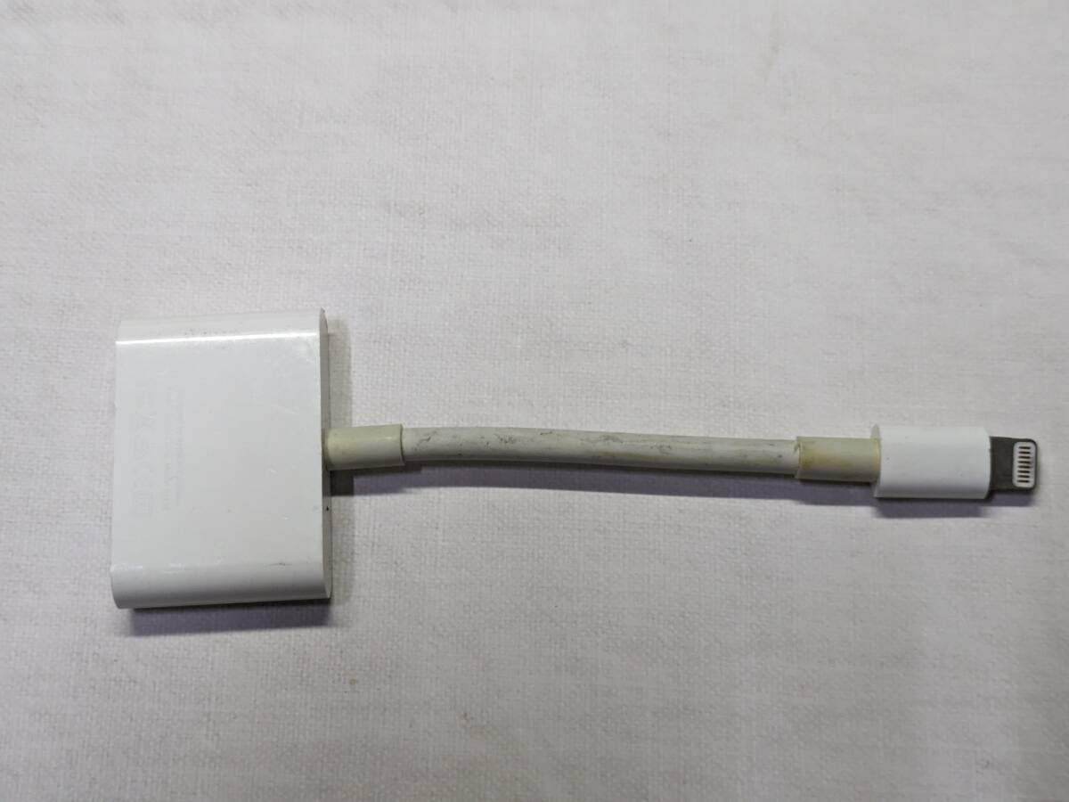 Apple Lightning - Digital AVアダプタ 純正 中古 HDMI出力 ライトニングで同時に充電可能の画像4