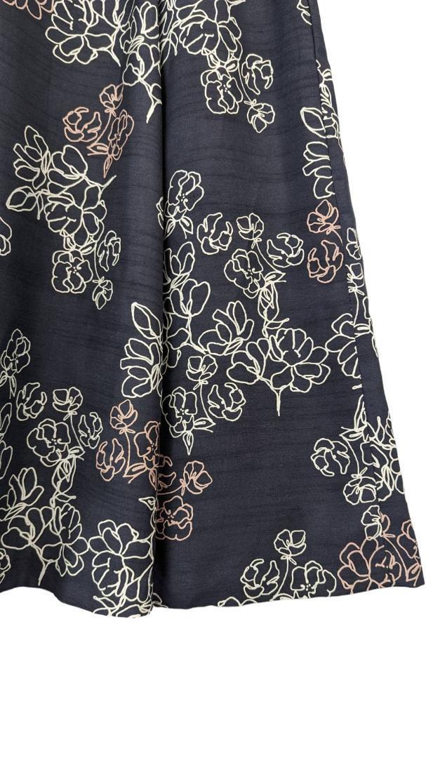 美品】トゥービーシック TO BE CHIC フラワー プリント ひざ丈 美品】トゥービーシック TO BE CHIC フラワー プリント ひざ丈