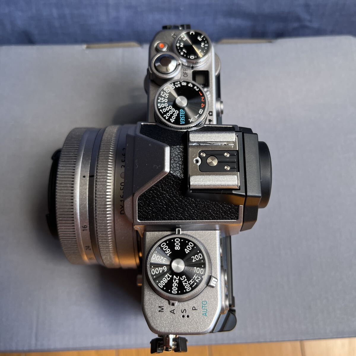 Nikon Z fc 16-50 VR SL レンズキット　シルバー