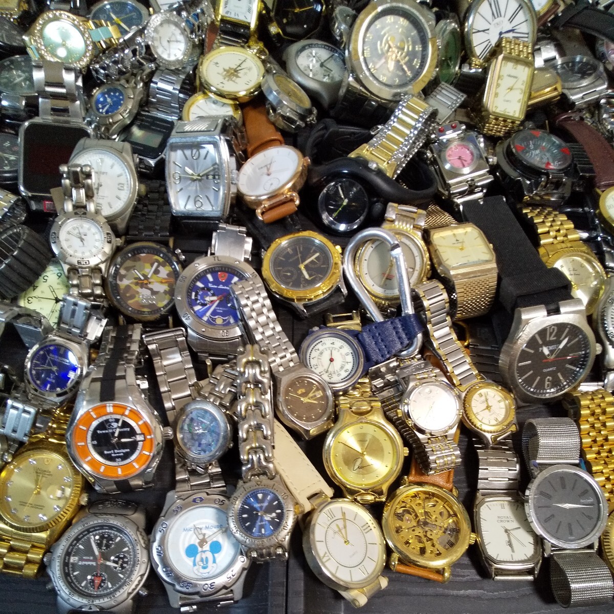 腕時計まとめて メンズ腕時計 レディース腕時計 合計250個 総重量約14.5Kgジャンクの画像3