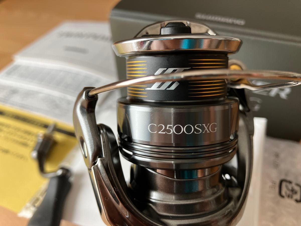 シマノ(SHIMANO) 24 ツインパワー C2500SXG 新品未使用品|Yahoo シマノ(SHIMANO) 24 ツインパワー C2500SXG 新品未使用品|Yahoo