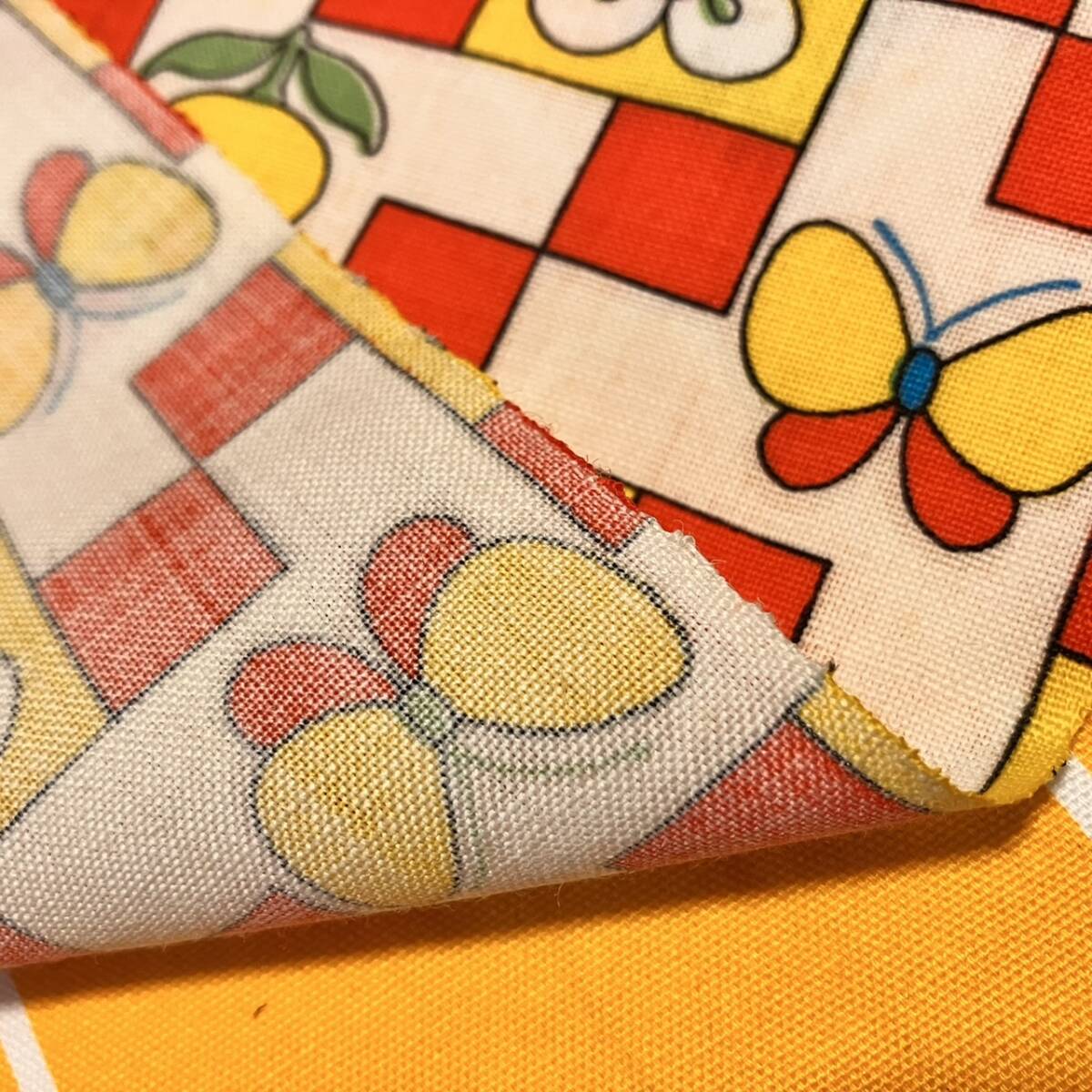 昭和レトロポップ チューリップ 蝶 巾37×200㎝ 花 生地 リメイク バンドメイド ウール 着物 の画像5