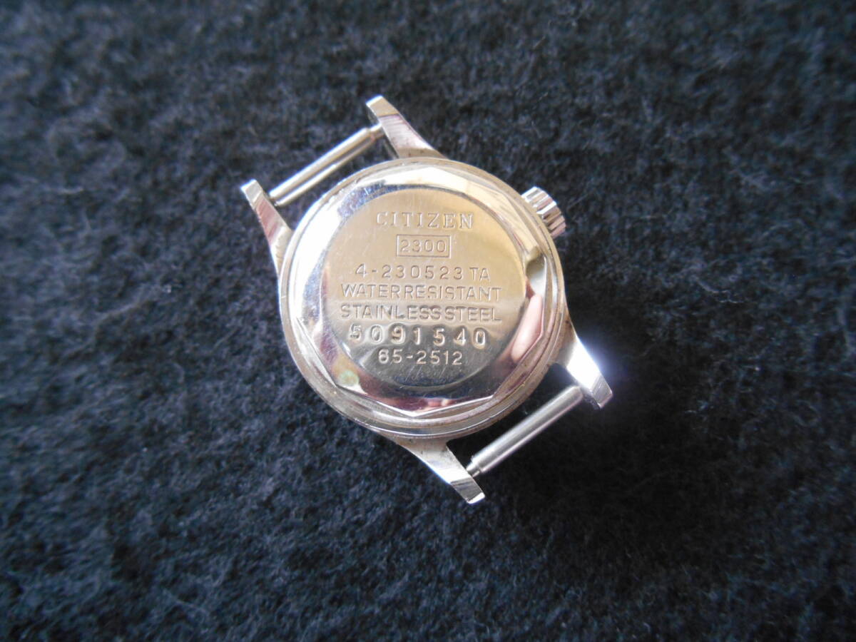 CITIZEN シチズン 2300 手巻き式 稼働品 レディス腕時計 ベルトなしの画像2
