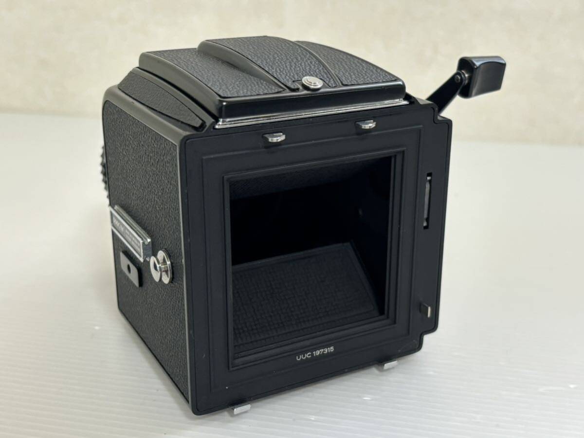 HASSELBLAD ハッセルブラッド 500C/M ブラック レンズ Carl Zeiss Planar 80mm 1:2.8 中判フィルムカメラ 純正ストラップ&フードの画像8