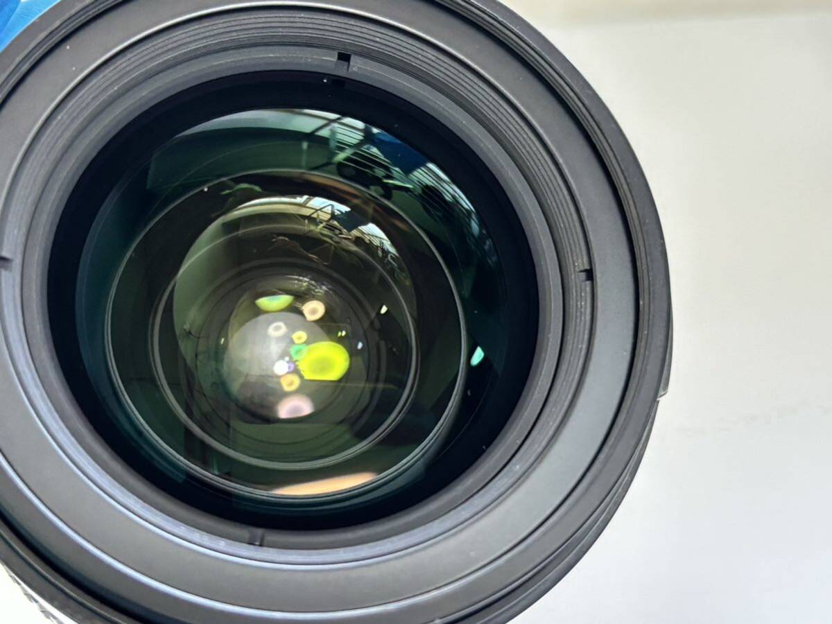 Nikon ニコン ED AF-S NIKKOR 28-70mm 1:2.8 D ライトグレー 一眼レフ カメラレンズの画像4