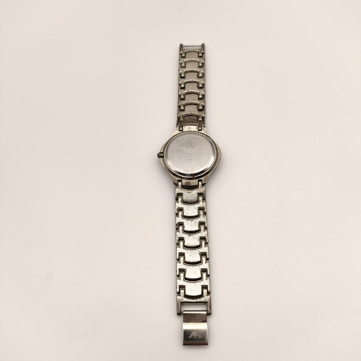 1円 稼働品 GIORGIO ARMANI ジョルジオ アルマーニ クォーツ 腕時計 白文字盤 アナログ ステンレスの画像5