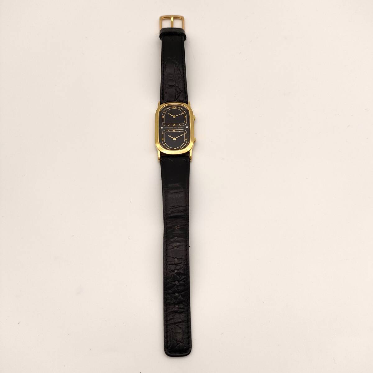 1円 稼働品 GB NEWYORK 腕時計 アナログ 黒文字盤 革ベルトの画像4