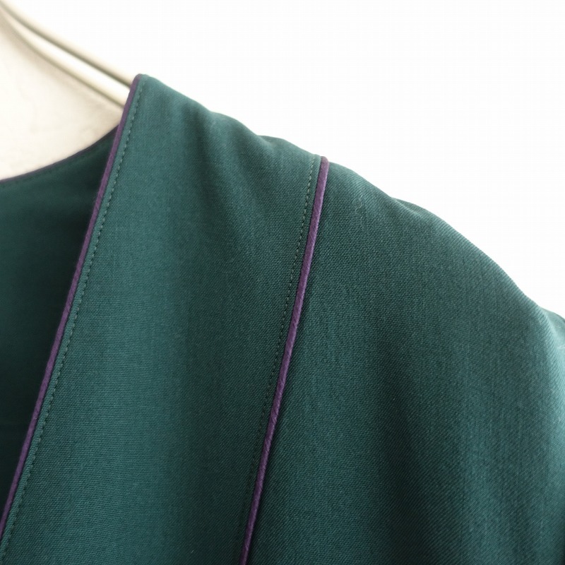 [ regular price 9 ten thousand ] mina perhonen mina perhonen *sable V neck dress *38 wool wool green group pleat One-piece (25-2403-545)[91D42]