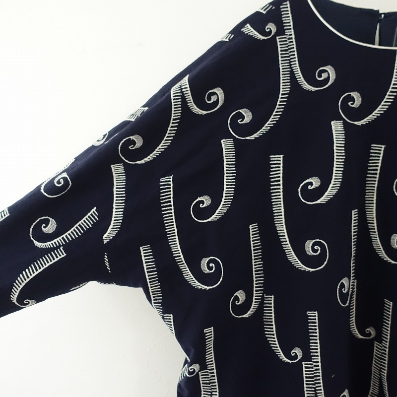  mina perhonen mina perhonen *coda One-piece *38 embroidery wool wool navy navy blue ko Kuhn lining wide long sleeve (j4-2403-227)[02D42]