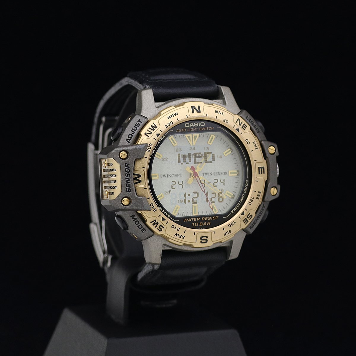 美品 CASIO カシオ PROTREK プロトレック TWINSENSOR PRT-500 SS・樹脂 メンズ クォーツ アナデジ 革ベルト_画像8