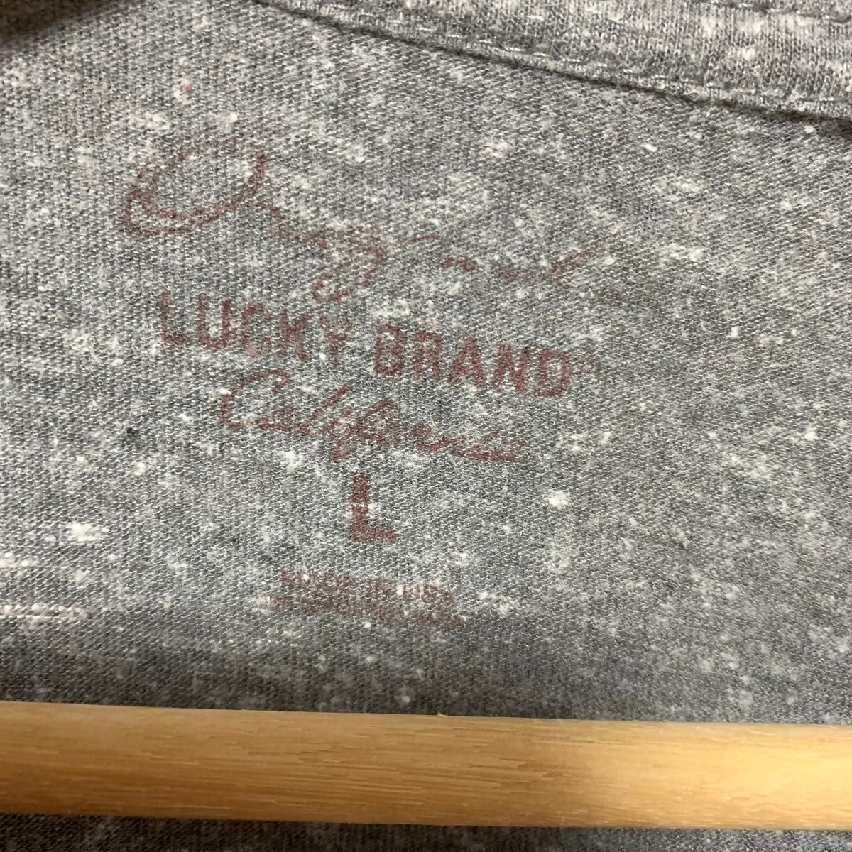 輸入古着 USA製 Lucky Brand ラッキーブランド Tシャツ エロプリント ヴィンテージ加工