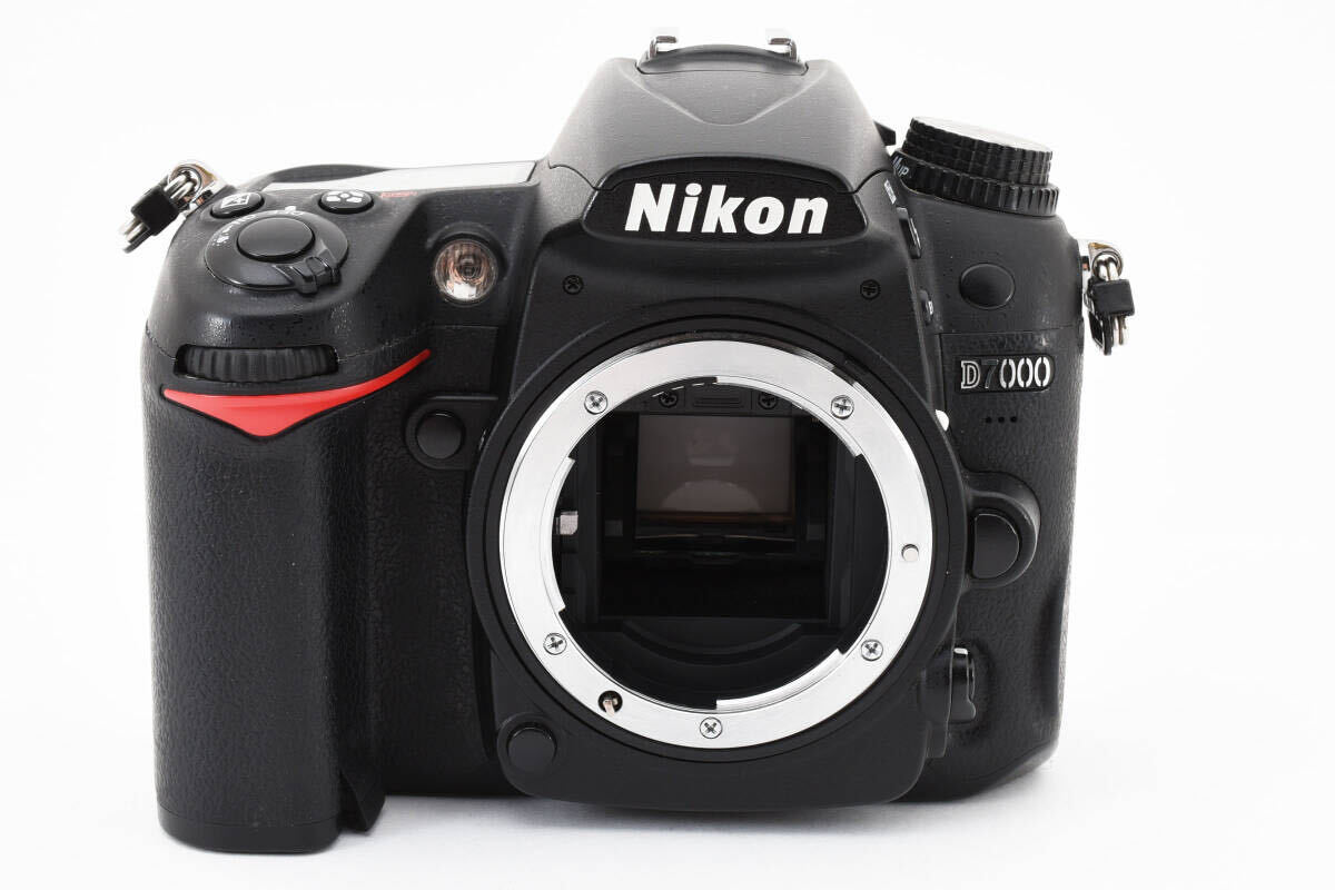 ★美品★ Nikon ニコン D7000 デジタル一眼レフカメラ ボディ バッテリー チャージャー付き #2787