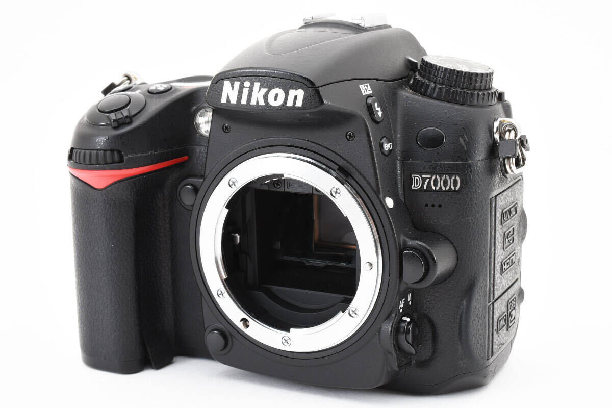★美品★ Nikon ニコン D7000 デジタル一眼レフカメラ ボディ バッテリー チャージャー付き #2787