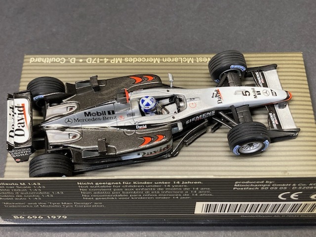 ミニチャンプス 1/43 マクラーレン MP4-17D デビッド・クルサード車 メルセデスベンツ別注_画像6