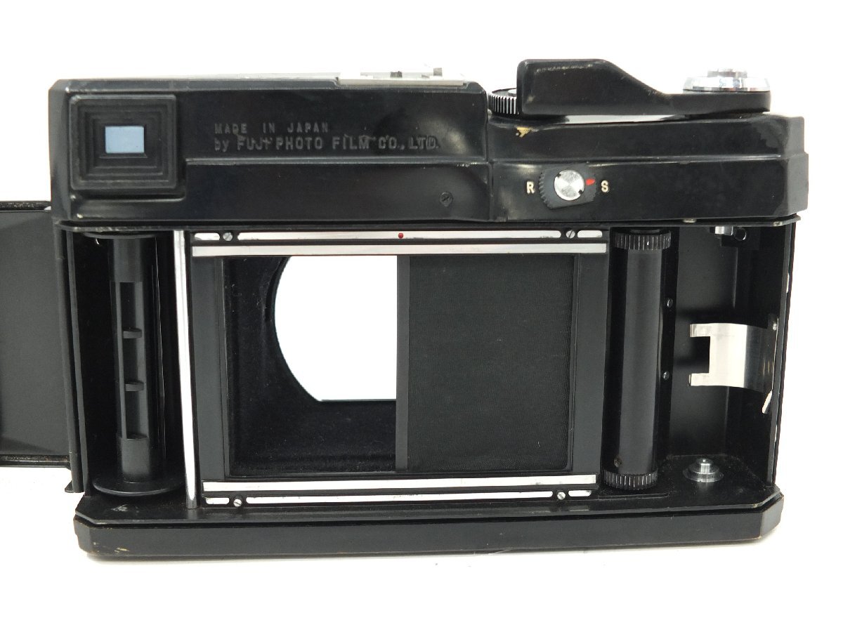 【z27118】フジカ FUJICA G690 BLP フィルムカメラ ボディ ブラック Fujifilm ジャンク 格安スタート_画像7