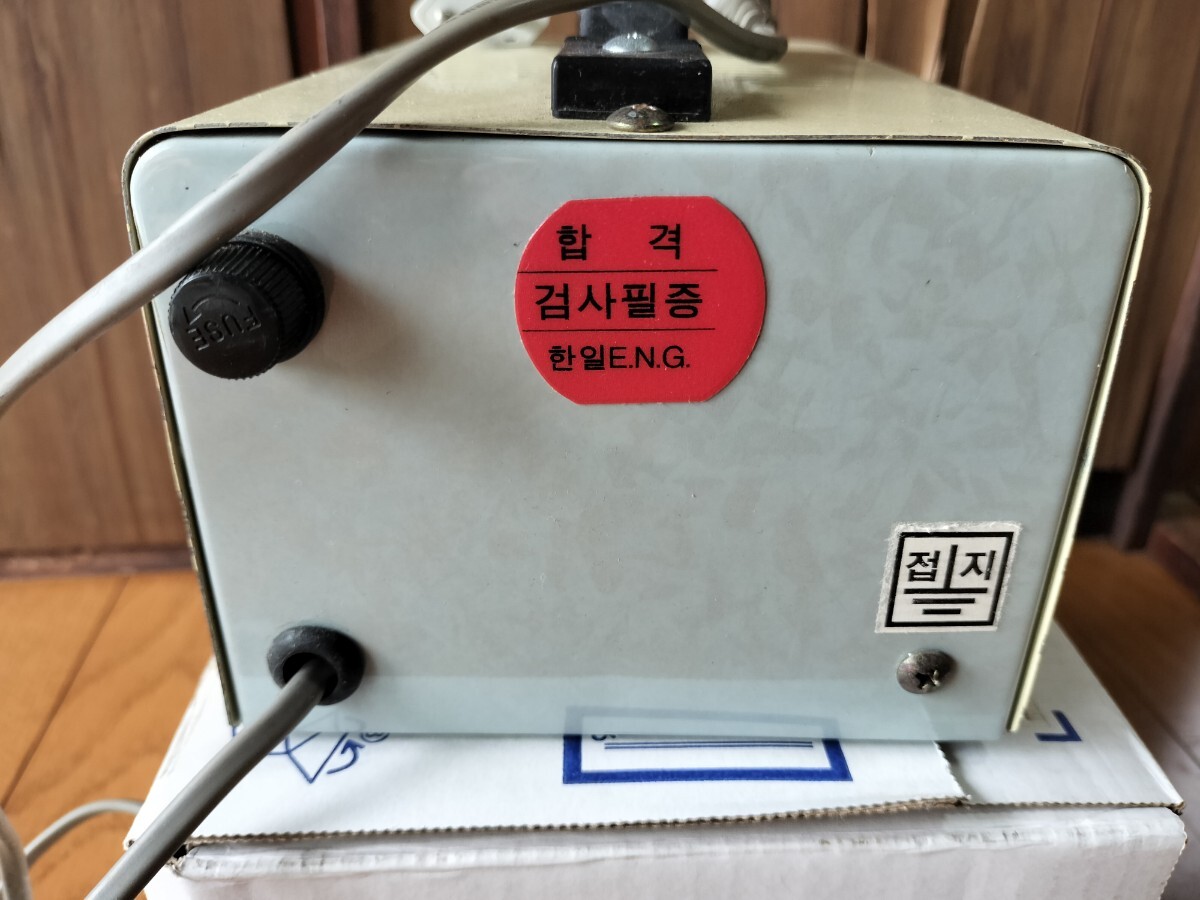 HI-1000U 韓国製変圧器　昇圧_画像4