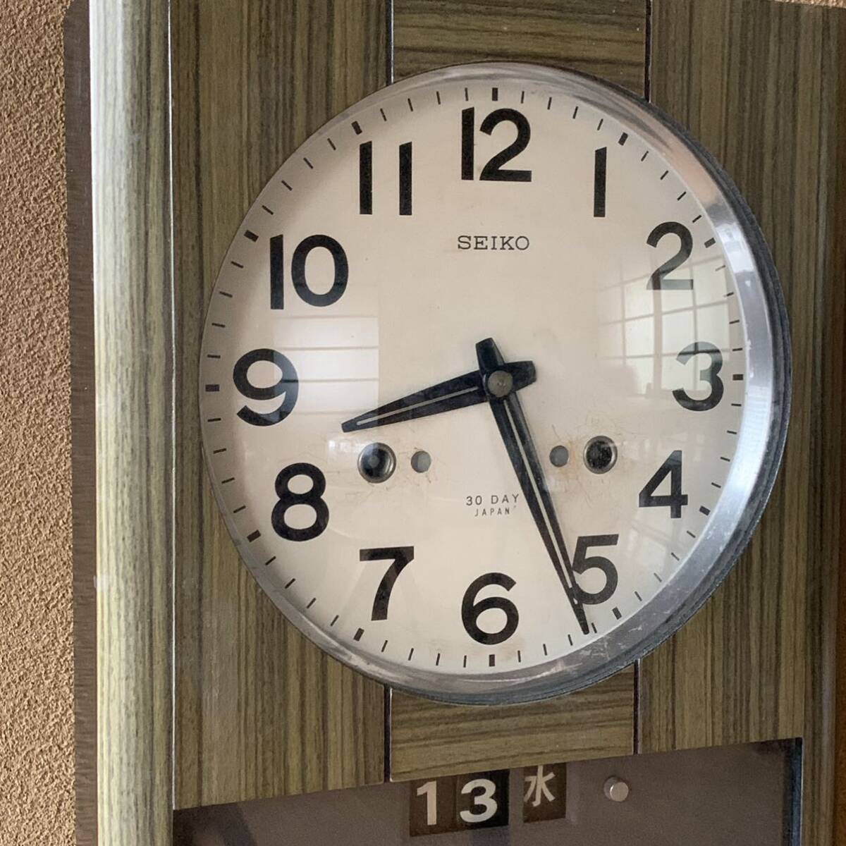 【動作確認済】振り子時計 SEIKO TIME-DATER ゼンマイ式 柱時計 ボンボン時計 昭和レトロ インダストリアルの画像3