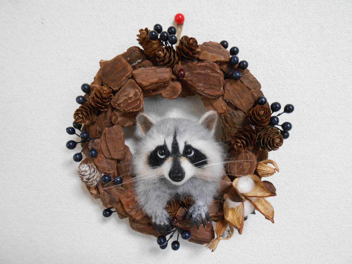 * wool felt hand made racoon . lease oh ...*