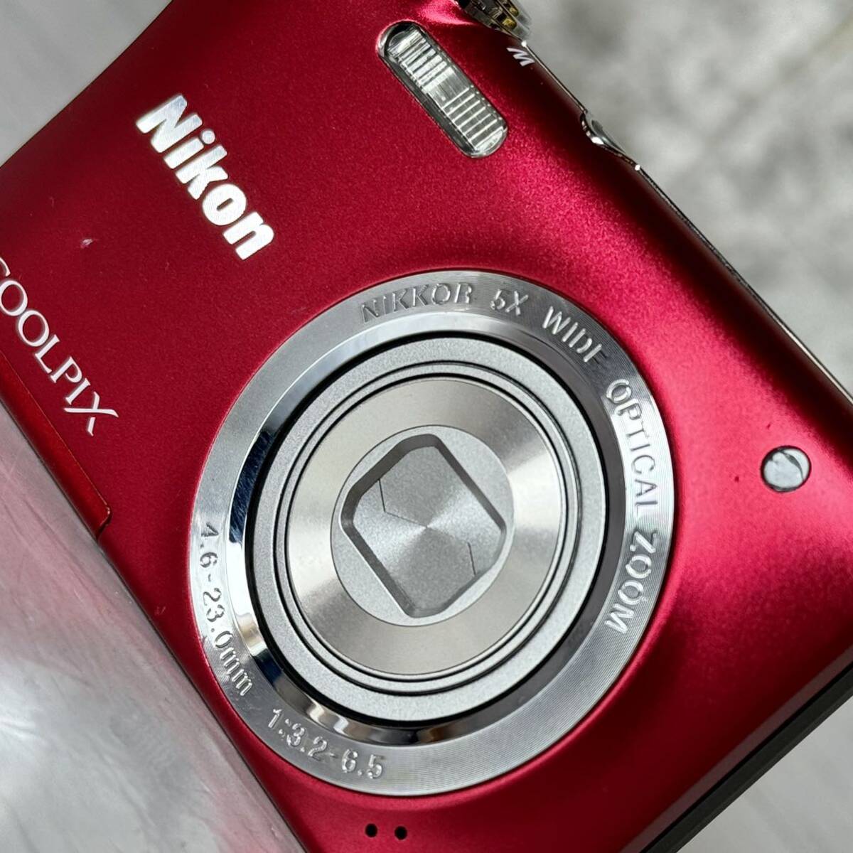 送料無料 Nikon COOLPIX S2900