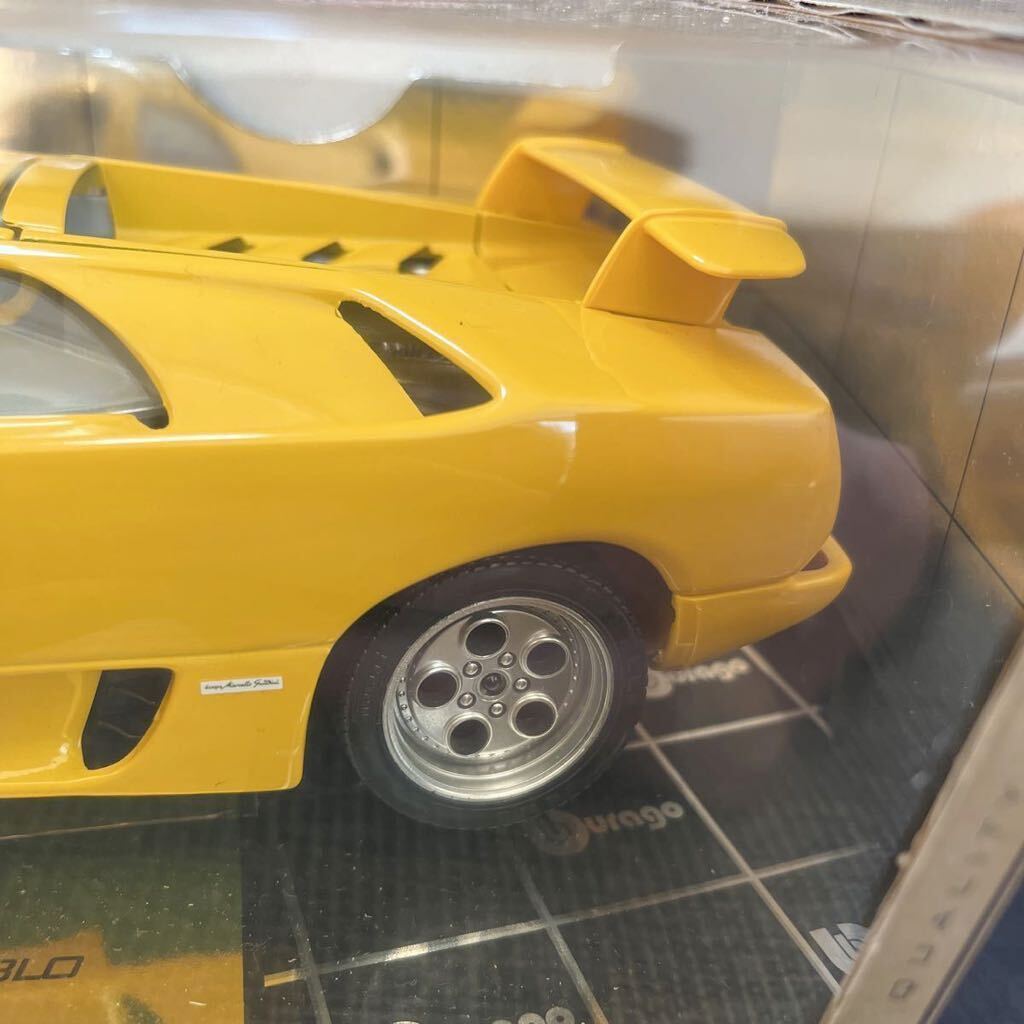  красивая вещь 1/18 Lamborghini DIABLO... жёлтый  цвет ... миникар (Minicar) 　... burago