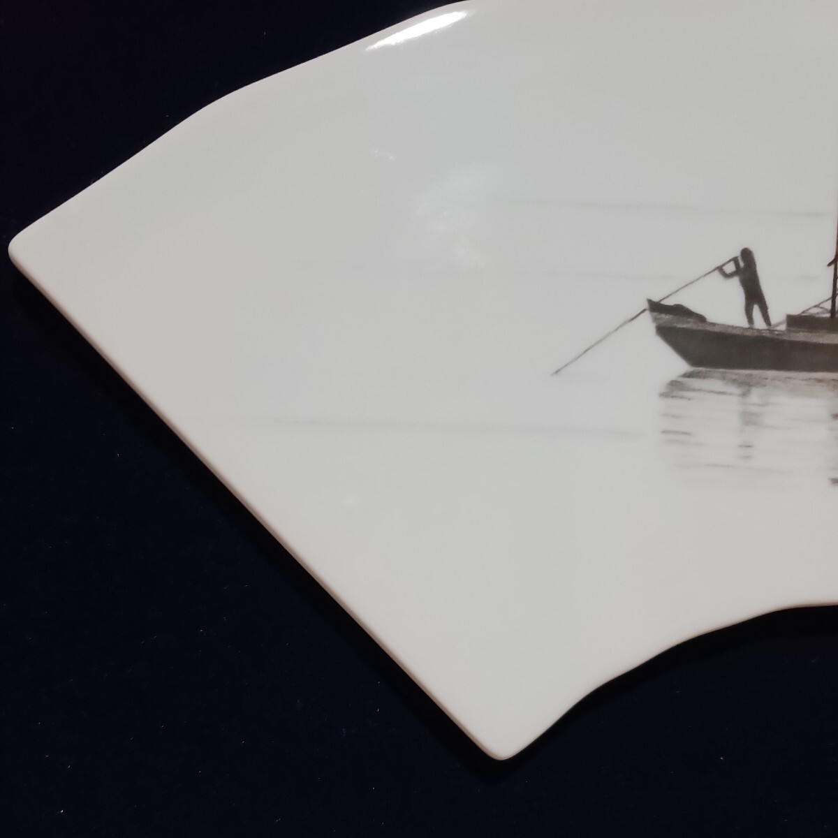 額装平山郁夫 太湖に浮かぶ漁船 陶版画の画像4