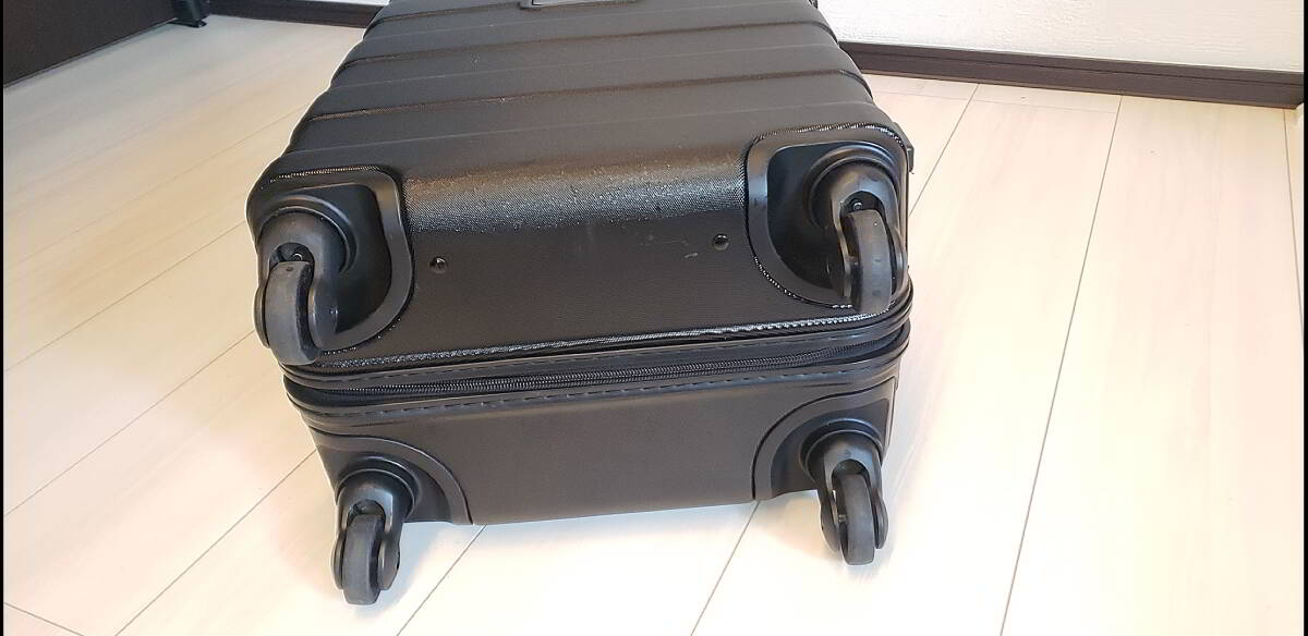 MUJI 無印良品 旧モデル ハードキャリーケース 4輪スーツケース ブラック 33L 機内持ち込みサイズ 美品の画像6