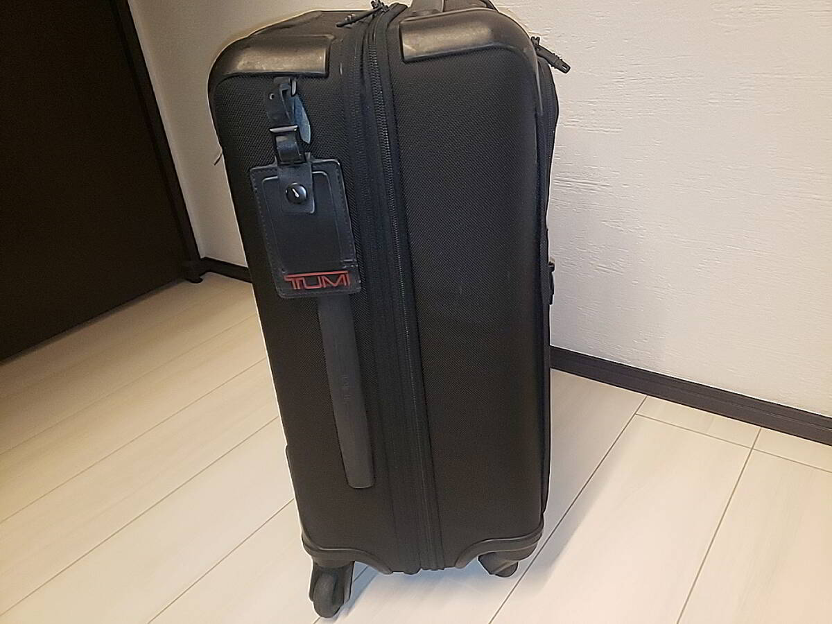 TUMI トゥミ 22060D2 ４輪スーツケース キャリーバッグ ALPHA Ⅱ 拡張可能 機内持ち込みサイズ 美品の画像4