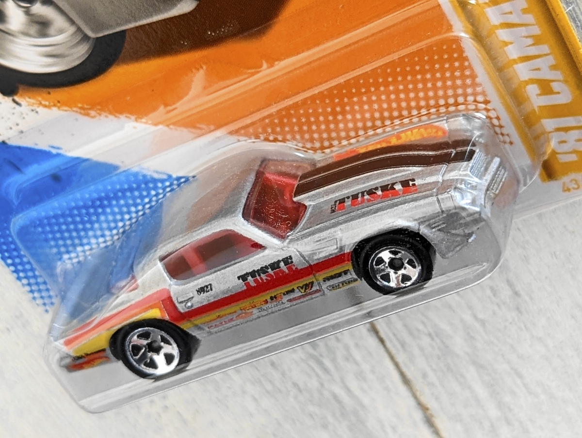 2012New! カマロ '81 CAMARO 銀■US版 HOT WHEELS ホットウィール_画像2