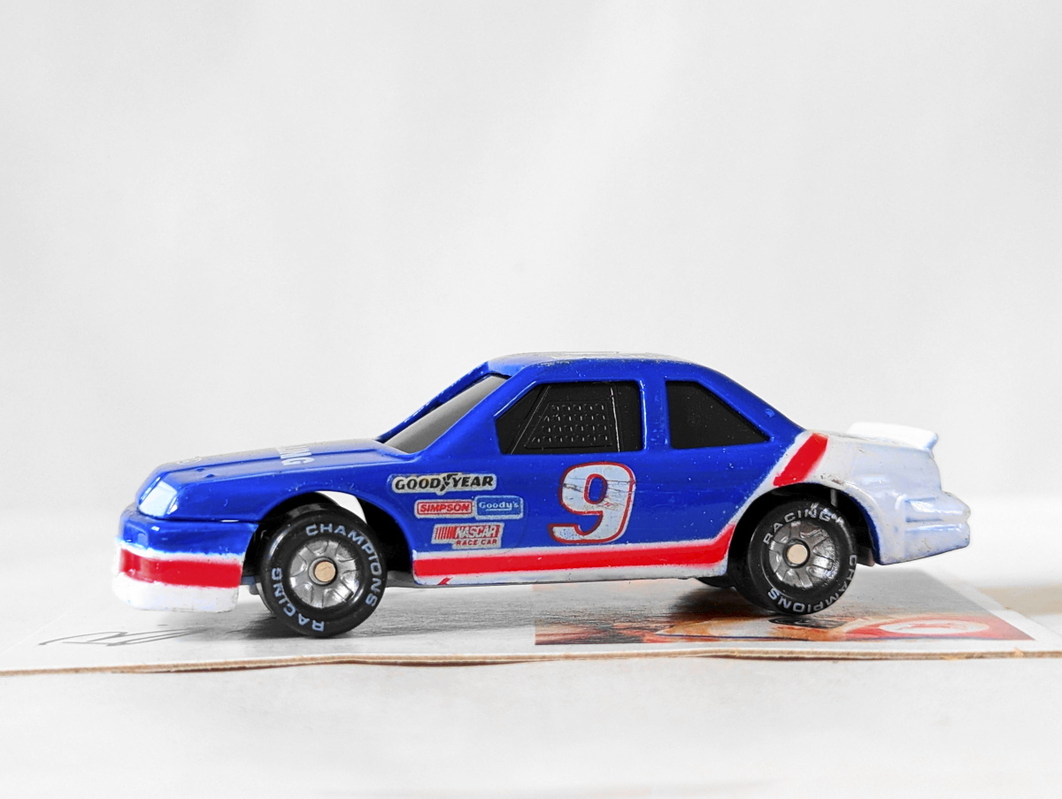 ◆ナスカー NASCAR◆ビル・エリオット Bill Elliott メリング MELLING フォード 青◆1/64 LOOSE RACING CHAMPIONS レーシング チャンピオンの画像1