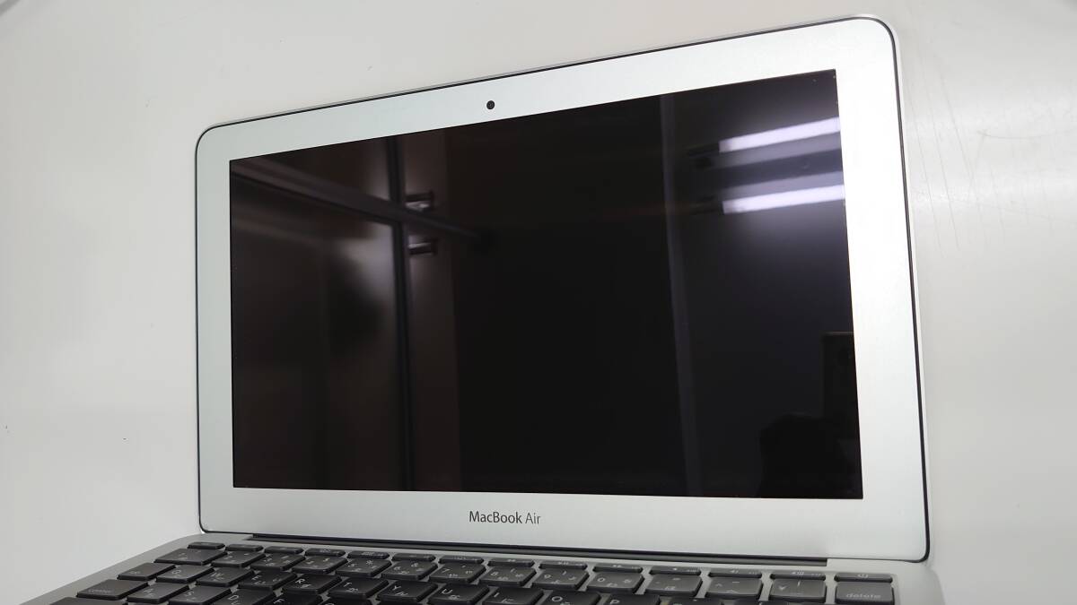 【中古・難あり】MacBook Air ［MC969J/A］ 11-inch Mid 2011モデル　SSD換装 500GB_画像2