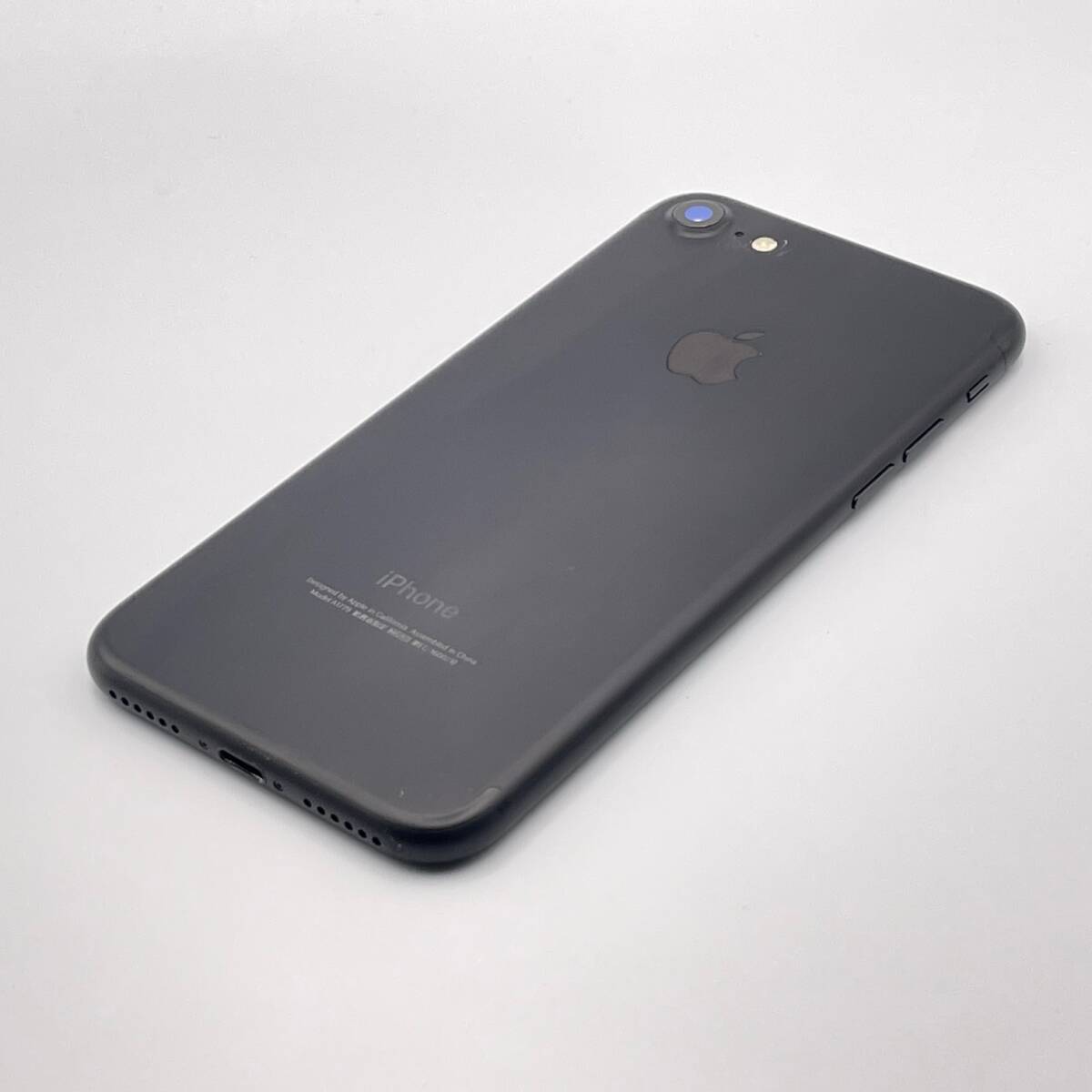 部品取り専用 ジャンク品 Apple アップル iPhone 7 32GB ブラック SIMロック解除済み 1円 から 売り切りの画像2