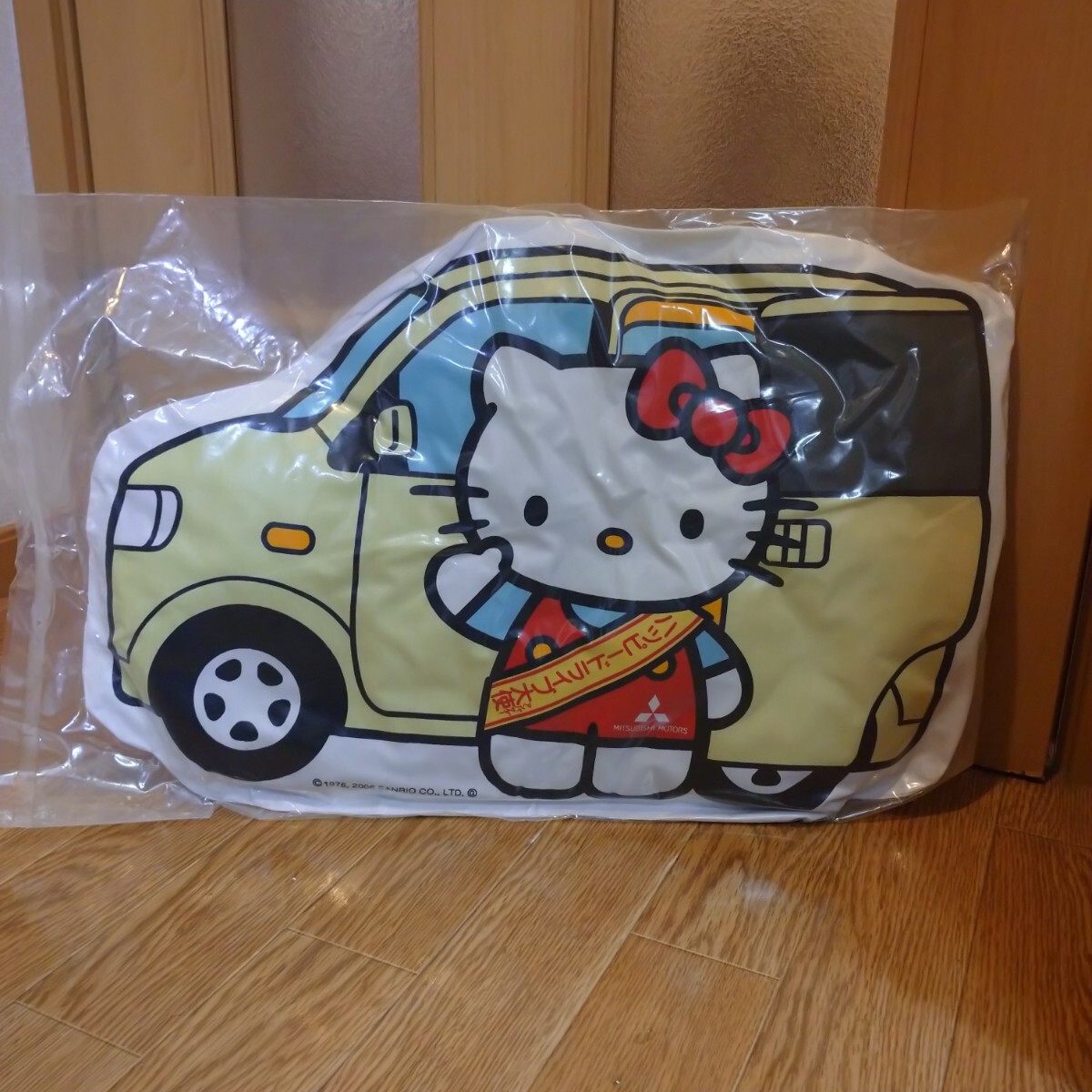 MITSUBISHI MOTORS 三菱 三菱自動車 コラボ キティ ek wagon クッション グッズ コレクション 非売品 ノベルティ collection Hello Kitty_画像1