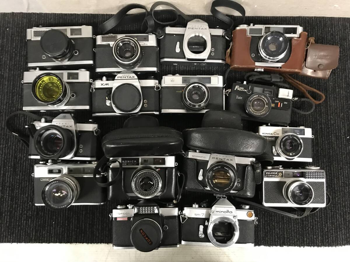 210☆フィルムカメラ　まとめ16台　PENTAX/FUJICA/YASHICA/minolta/KONICA/TOPCON　写真　ジャンク　写真追加有り_画像1