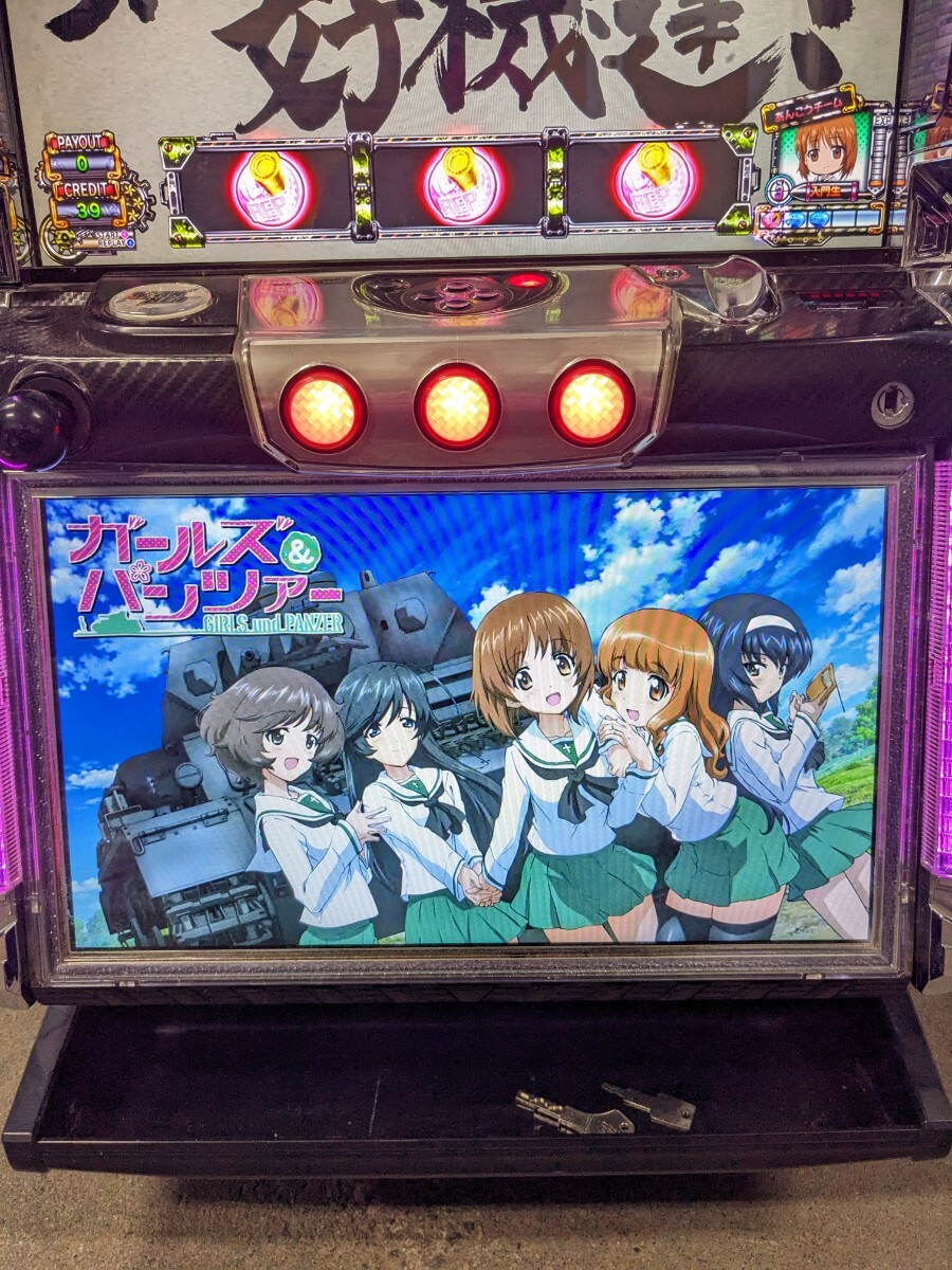 [ рабочий товар ] Girls&Panzer игровой автомат установка ключ дверь ключ приложен монета не необходимо машина ga Lupin дом sro источник питания для бытового использования Y2024042605