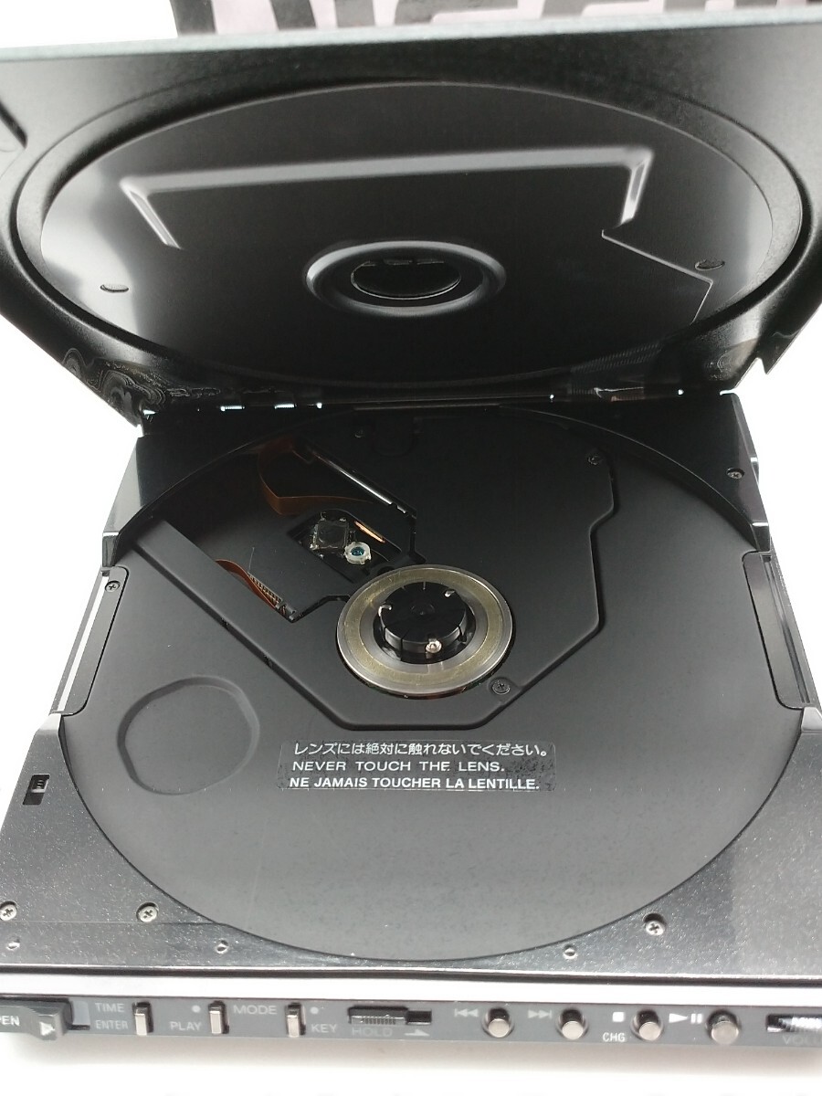 SONY ソニー Discman ディスクマン 薄型CDコンパクトプレーヤー D-J50 動作未確認 現状品 ジャンク品 元箱付きの画像3