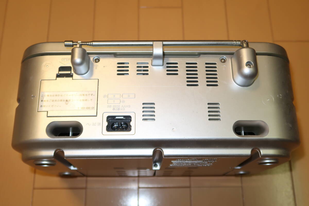 ★【送料無料】SONY CDラジオカセットコーダー CFD-E501 ジャンク品★の画像3