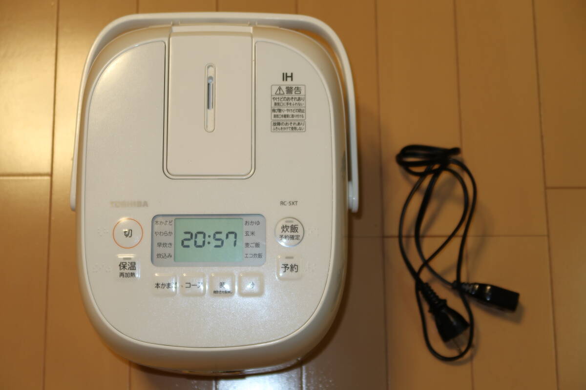 *[ бесплатная доставка ] Toshiba IH рисоварка ( для бытового использования ) RC-5XT цвет : белый ( белый ) 2023 год производства TOSHIBA*