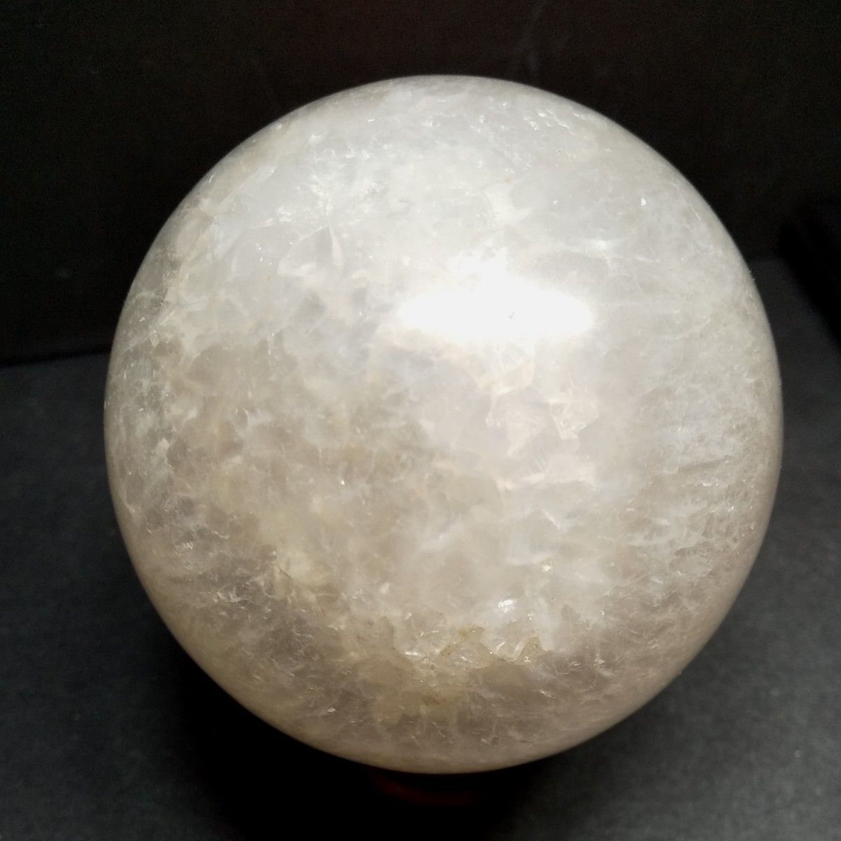 赤字処分品】 結晶が美しい ホワイトメノウ 瑪瑙 アゲート 丸玉 赤字処分品】 結晶が美しい ホワイトメノウ 瑪瑙 アゲート 丸玉