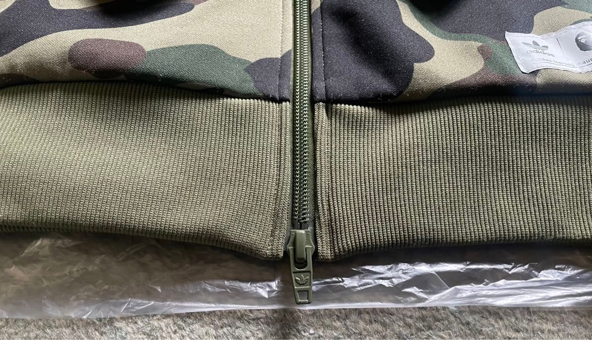 A BATHING APE × adidas BAPE トラックジャケット ジャージ A BATHING APE × adidas BAPE トラックジャケット ジャージ