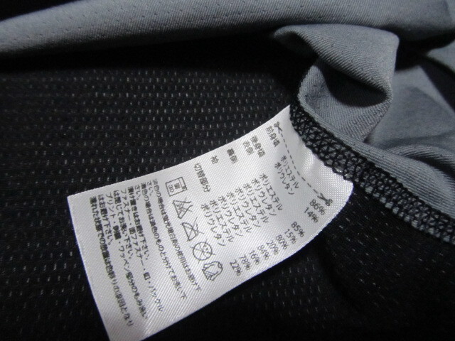 即決★アディダス TECH FITコンプレッションシャツ Sサイズ グレー黒の画像3