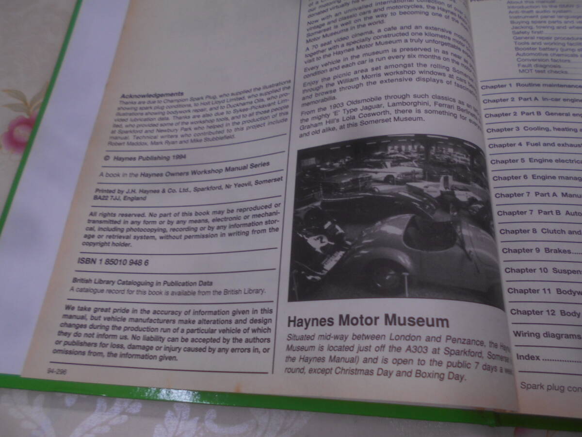 9Y★／洋書　BMW 3 and 5 Series Service and Repair Manual (Haynes Service and Repair Manuals) ハードカバー_画像4