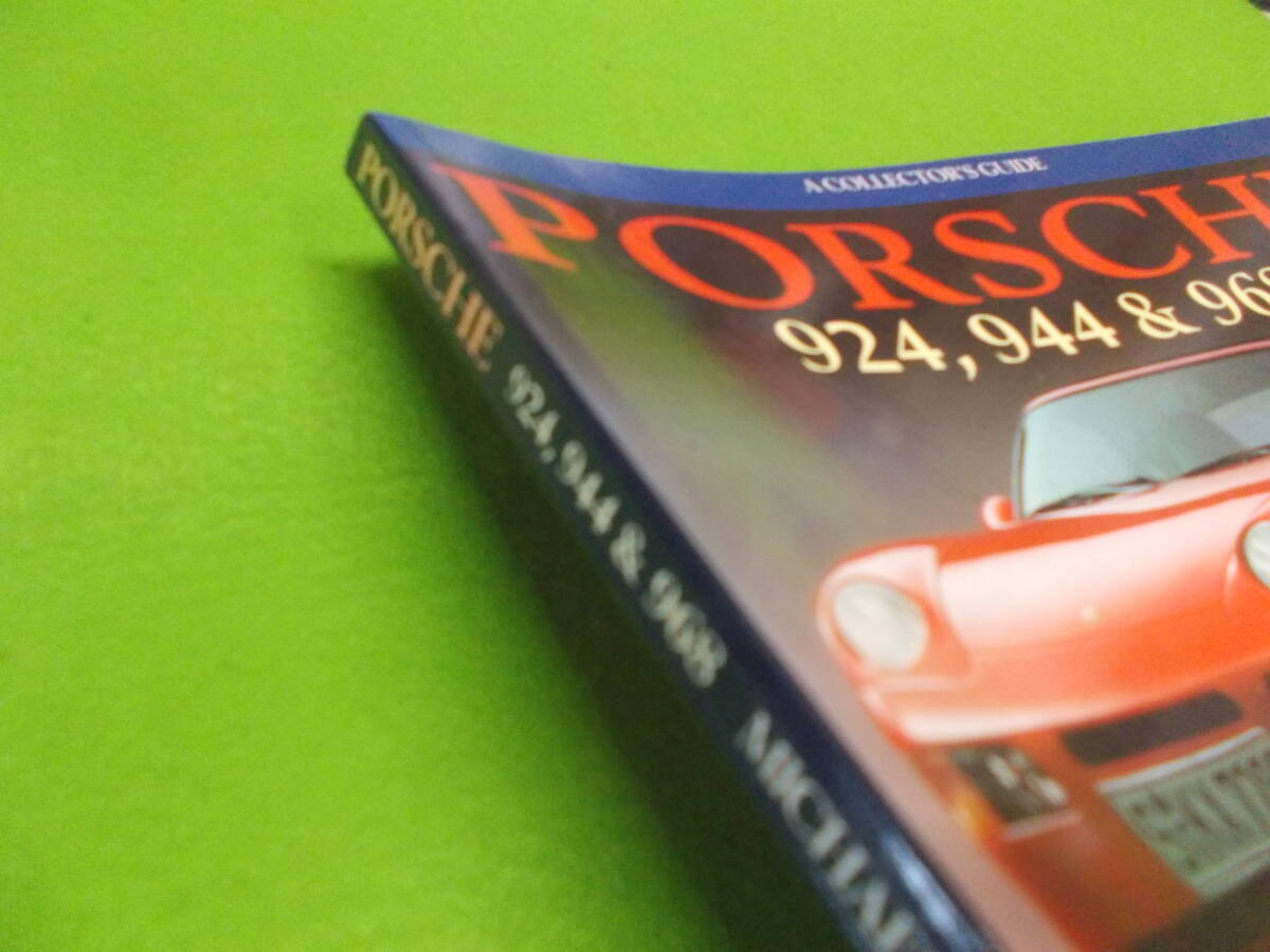 9I★／洋書　Porsche 924, 944 and 968 (Collector's Guide)　ポルシェ_画像2